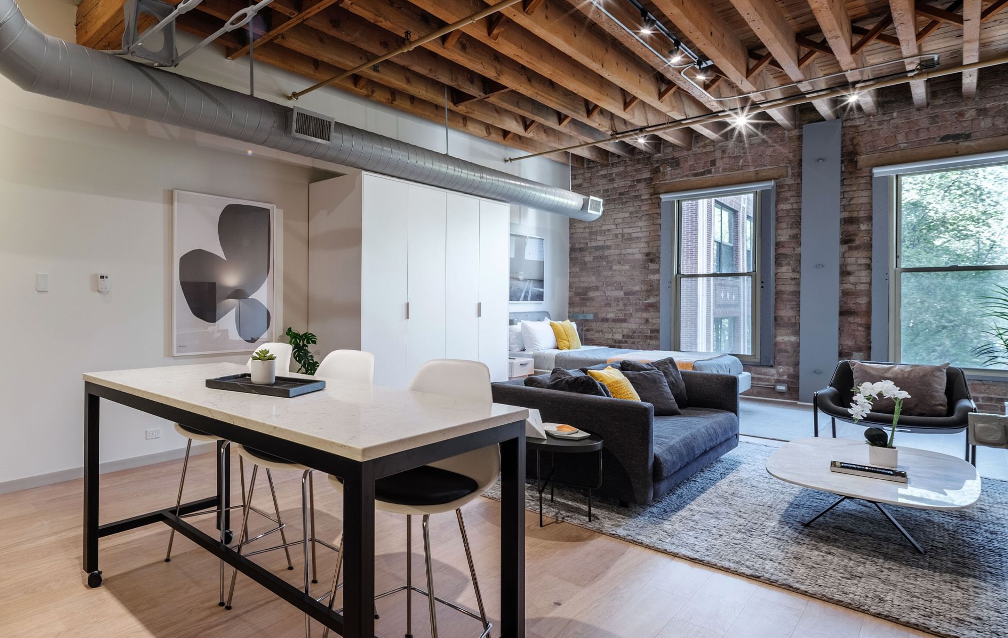868 North Wells | A8